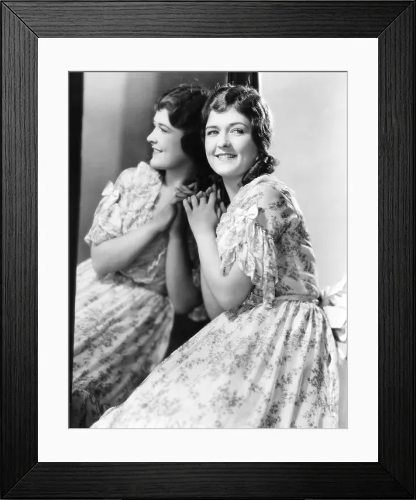 Framed Print : SHOW BOAT, Laura La Plante, 1929