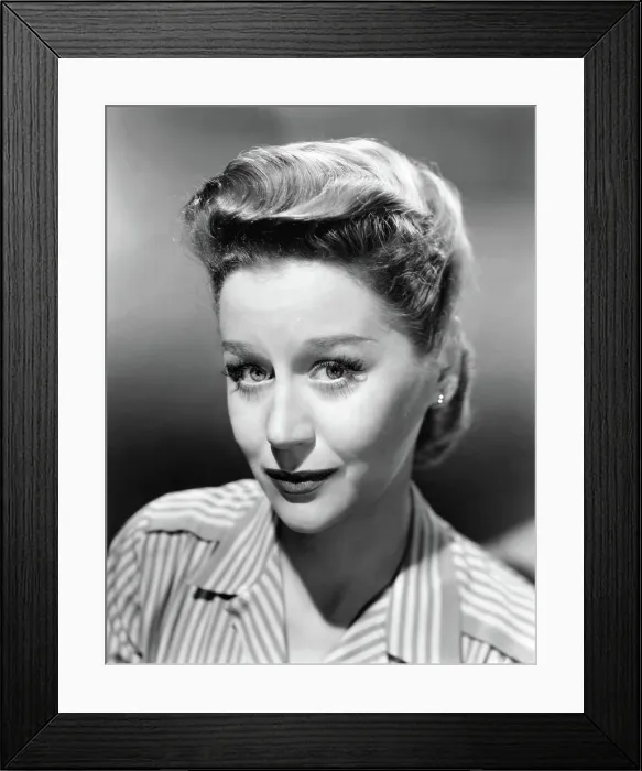 Framed Print : HOME AT SEVEN, (aka MURDER ON MONDAY), Margaret Leighton, 1952 Framed Print : HOME AT SEVEN, (aka MURDER ON MONDAY), Margaret Leighton, 1952