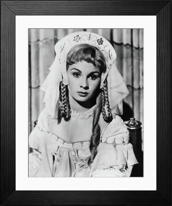 Framed Print : HAMLET, Jean Simmons, 1948