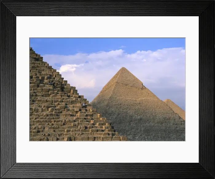 Framed Print : EGYPT. GIZA. Giza. Pyramids of Menkaure, Khafre and Khufu. Egyptian art. Old Kingdom. Architecture. - Vannini / Iberfoto / Everett Collection (178990)**US SALES ONLY**