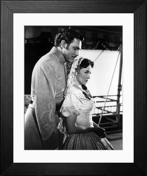 Framed Print : SHOW BOAT, Howard Keel, Kathryn Grayson, 1951 Framed Print : SHOW BOAT, Howard Keel, Kathryn Grayson, 1951