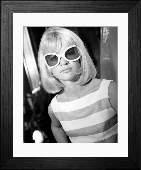 Framed Print : HAMMERHEAD, Judy Geeson, 1968