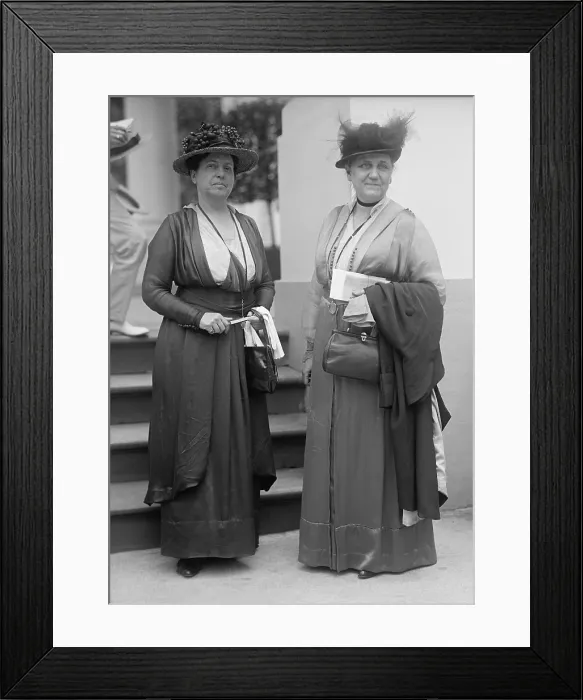Framed Print : Leaders of the American Settlement House movement, Jane Adams of Chicago and Lillian Wald of New York. 1916