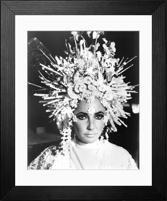 Framed Print : BOOM!, Elizabeth Taylor, 1968