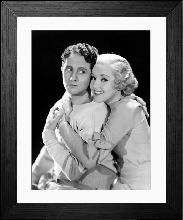 Framed Print : HOLD EM JAIL, from left: Bert Wheeler, Betty Grable, 1932