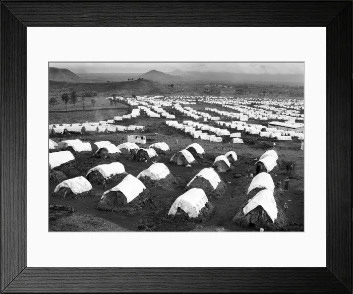 Framed Print : CONGO, Democratic Republic of the. NORTH KIVU. Democratic Republic of the Congo (2008). Kivu Conflict. Refugee camp of Buhimba (17000 people) Framed Print : CONGO, Democratic Republic of the. NORTH KIVU. Democratic Republic of the Congo (2008). Kivu Conflict. Refugee camp of Buhimba (17000 people)
