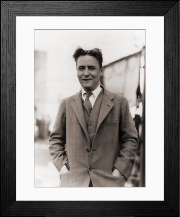 Framed Print : F. Scott Fitzgerald, (1896-1940) in 1928 Framed Print : F. Scott Fitzgerald, (1896-1940) in 1928