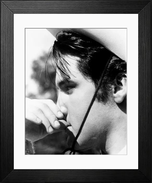 Framed Print : LOVING YOU, Elvis Presley, on-set between takes, 1957 Framed Print : LOVING YOU, Elvis Presley, on-set between takes, 1957