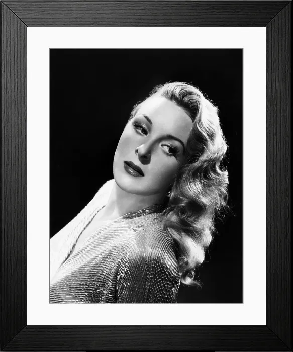 Framed Print : THE LONE WOLF IN LONDON, Evelyn Ankers, 1947