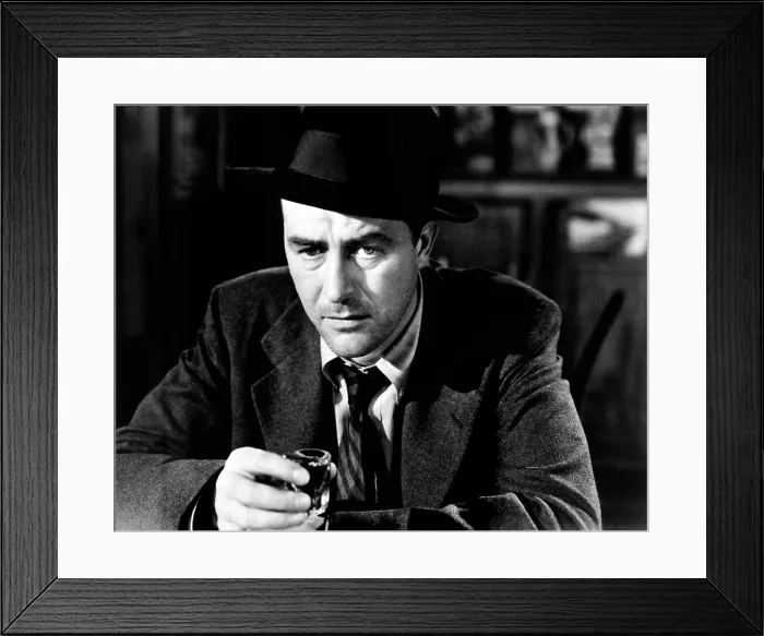 Framed Print : THE LOST WEEKEND, Ray Milland, 1945