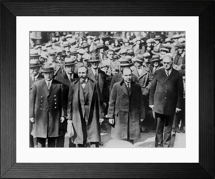 Framed Print : Bartolomeo Vanzetti (left) and Nicola Sacco, manacled together before they received death sentences for payroll guard murder they were convicted of seven years earlier Framed Print : Bartolomeo Vanzetti (left) and Nicola Sacco, manacled together before they received death sentences for payroll guard murder they were convicted of seven years earlier