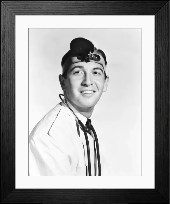 Framed Print : DR. BROADWAY, Macdonald Carey, 1942