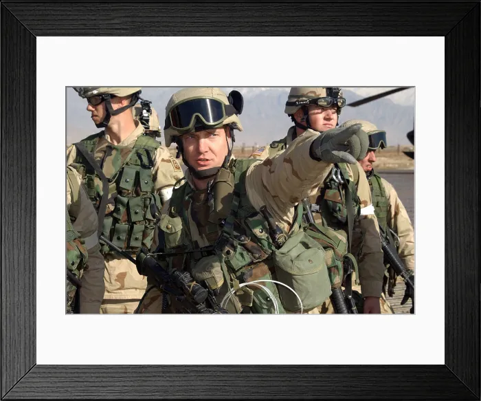 Framed Print : Soldiers from 504th Parachute Infantry Regiment of the 82nd Airborne Division conduct a Quick Reaction Force mission at Bagram Airfield in Kabul Afghanistan