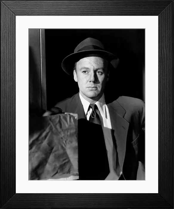 Framed Print : SCENE OF THE CRIME, Van Johnson, 1949