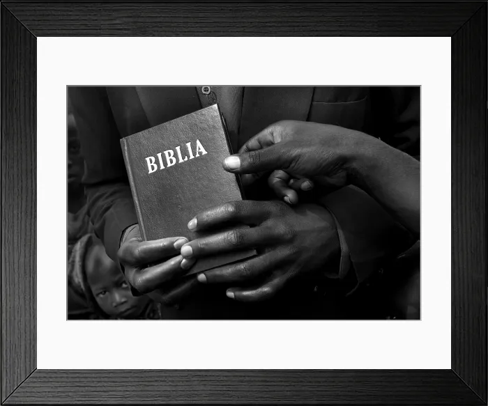Framed Print : CONGO, Democratic Republic of the. NORTH KIVU. Democratic Republic of the Congo (2008). Kivu Conflict. Prostestant priest with a Bible. AISA / Everett Collection**US SALES ONLY** Framed Print : CONGO, Democratic Republic of the. NORTH KIVU. Democratic Republic of the Congo (2008). Kivu Conflict. Prostestant priest with a Bible. AISA / Everett Collection**US SALES ONLY**