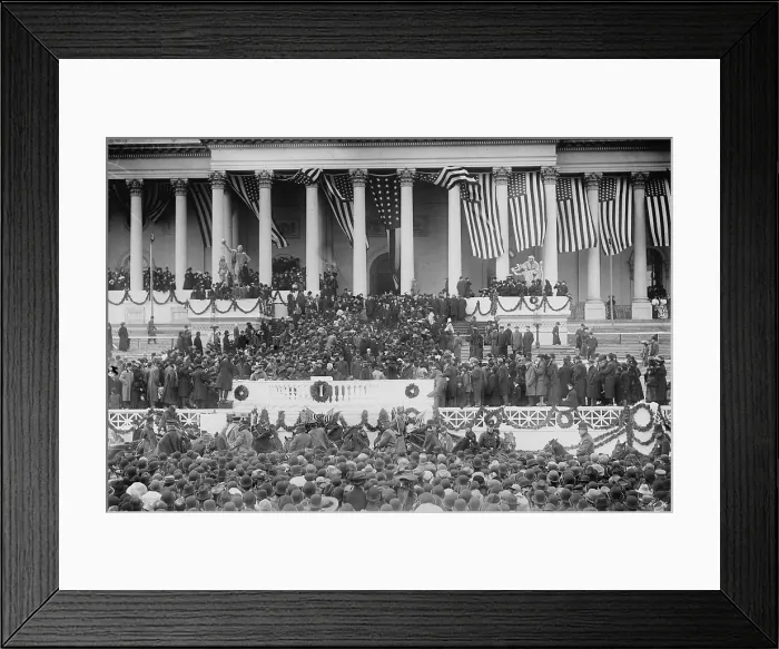 Framed Print : US Capitol and VIP platform during the 1909 inauguration of William Howard Taft (1857-1930) with crowds below