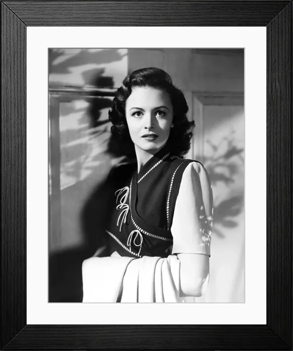 Framed Print : SEE HERE, PRIVATE HARGROVE, Donna Reed, 1944