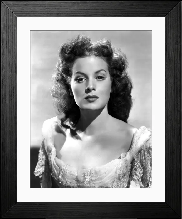 Framed Print : THE BLACK SWAN, Maureen O'Hara, 1942. TM and Copyright 20th Century Fox Film Corp. All rights reserved. Courtesy: Everett Collection
