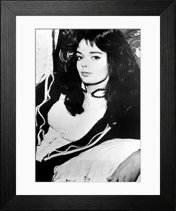 Framed Print : BLACK SUNDAY, (aka LA MASCHERA DEL DEMONIO), Barbara Steele, 1961