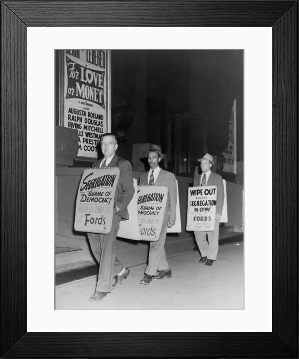Framed Print : Pickets protest in front of Baltimore's Ford's Theater in 1948