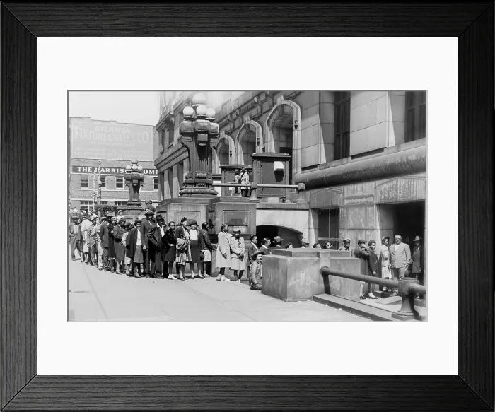 Framed Print : Negro voter registration line at county court house, Atlanta, Georgia. May 1946