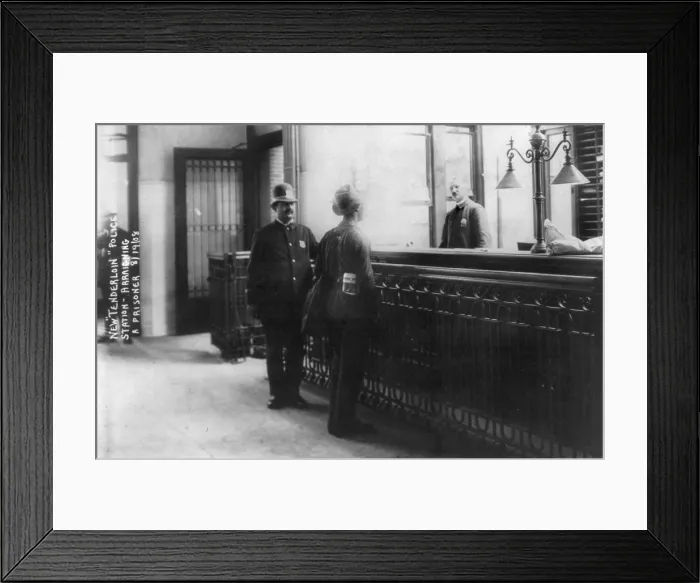 Framed Print : New York City, police department activities, arraigning prisoner at Tenderloin station, photograph, 1908