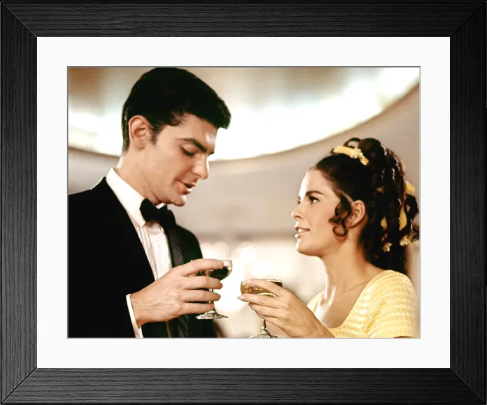 Framed Print : GOODBYE, COLUMBUS, Richard Benjamin, Ali MacGraw, 1969 Framed Print : GOODBYE, COLUMBUS, Richard Benjamin, Ali MacGraw, 1969