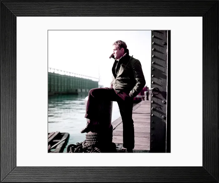 Framed Print : ON THE WATERFRONT, Marlon Brando, 1954