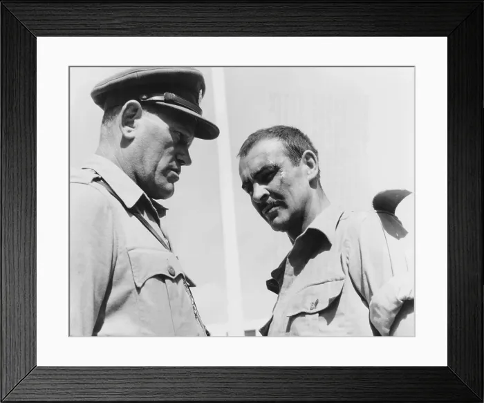 Framed Print : THE HILL, from left, Harry Andrews, Sean Connery, 1965