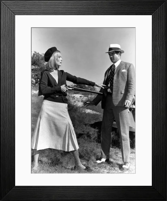 Framed Print : BONNIE AND CLYDE, Faye Dunaway, Warren Beatty, 1967