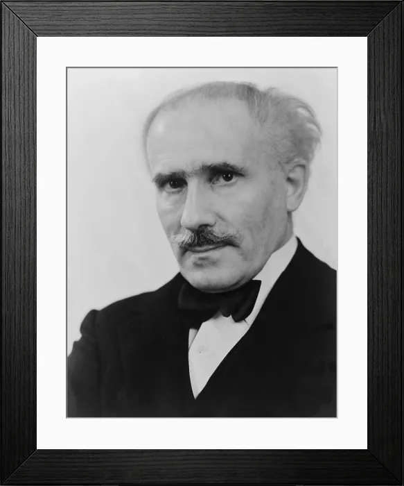 Framed Print : Arturo Toscanini (1867-1957) Italian conductor in 1949 Framed Print : Arturo Toscanini (1867-1957) Italian conductor in 1949