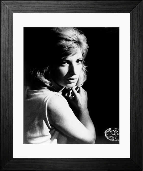 Framed Print : ECLIPSE, (aka L'ECLISSE), Monica Vitti, 1962