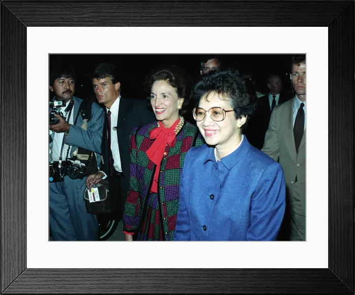 Framed Print : Philippine President Corazon C. Aquino 1933-2009 arriving at Andrews Air Force Base seven months after she led protests that ousted Ferdinand E. Marcos. Sept