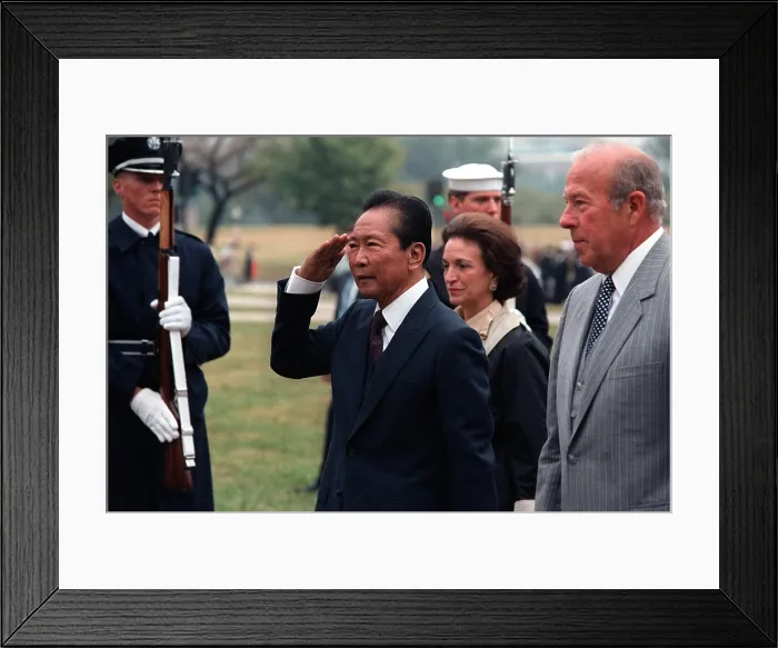 Framed Print : Philippine President Ferdinand E. Marcos is given a full honor departure ceremony after a state visit to the U.S. Secretary of State George Shultz is at far right. Sept Framed Print : Philippine President Ferdinand E. Marcos is given a full honor departure ceremony after a state visit to the U.S. Secretary of State George Shultz is at far right. Sept