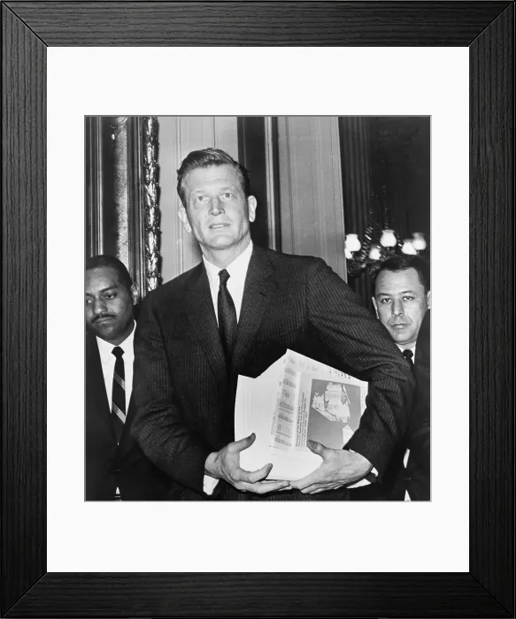 Framed Print : New York's Mayor Lindsay carries in his budget. April 15, 1966 Framed Print : New York's Mayor Lindsay carries in his budget. April 15, 1966
