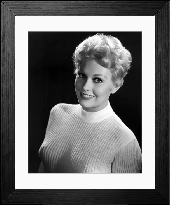 Framed Print : THE EDDY DUCHIN STORY, Kim Novak, 1956 Framed Print : THE EDDY DUCHIN STORY, Kim Novak, 1956