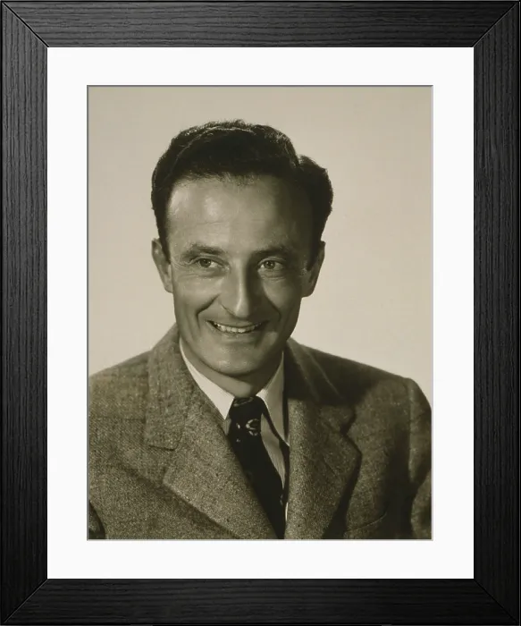 Framed Print : Fred Zinnemann (1907-1997), director and producer had a six decade Hollywood career and won four academy awards. 1946 portrait Framed Print : Fred Zinnemann (1907-1997), director and producer had a six decade Hollywood career and won four academy awards. 1946 portrait