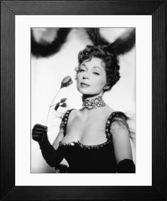 Framed Print : EINE FRAU, DIE WEISS, WAS SIE WILL, (aka MOTHER OF PEARL), Lilli Palmer, 1958 Framed Print : EINE FRAU, DIE WEISS, WAS SIE WILL, (aka MOTHER OF PEARL), Lilli Palmer, 1958