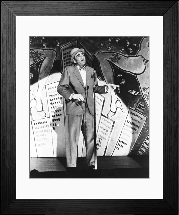 Framed Print : THE ENTERTAINER, Laurence Olivier, 1960 Framed Print : THE ENTERTAINER, Laurence Olivier, 1960