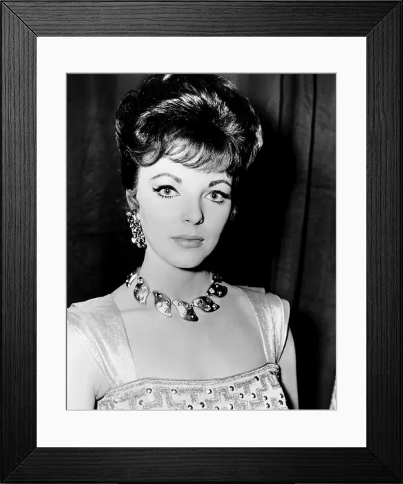 Framed Print : ESTHER AND THE KING, Joan Collins, 1960, 20th Century Fox, TM & Copyright / Courtesy: Everett Collection Framed Print : ESTHER AND THE KING, Joan Collins, 1960, 20th Century Fox, TM & Copyright / Courtesy: Everett Collection