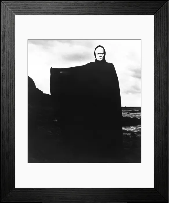 Framed Print : THE SEVENTH SEAL, Bengt Ekerot, 1957