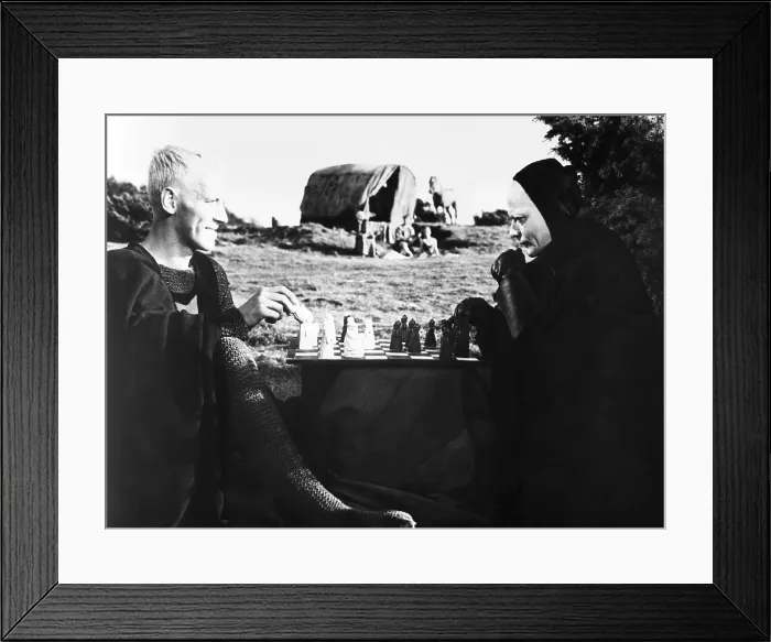 Framed Print : THE SEVENTH SEAL, from left: Max von Sydow, Bengt Ekerot, 1957