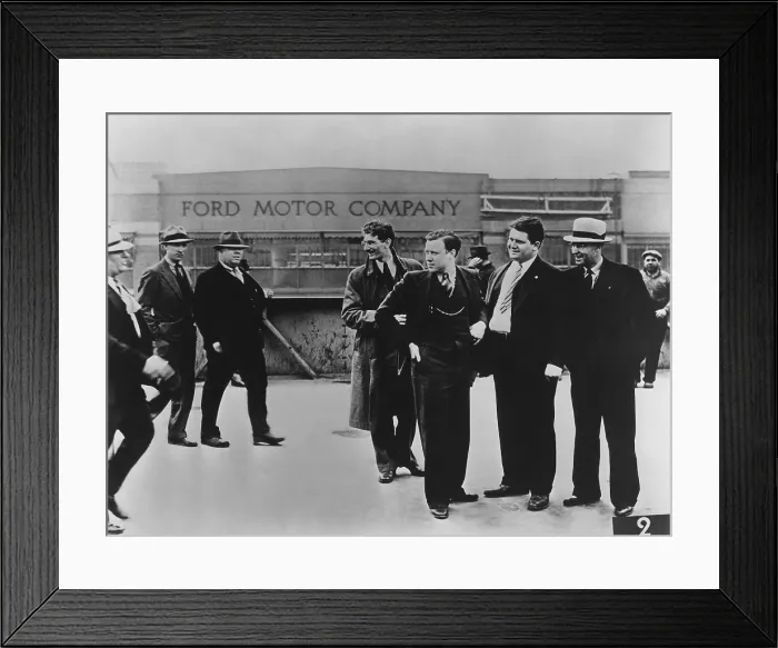 Framed Print : Battle of the Overpass at Ford River Rouge plant. Ford thugs vs. UAW. May 1937