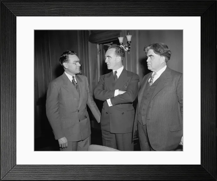 Framed Print : Labor leaders and Gov. Murphy after meeting with Sec. Perkins about GM sit-down strike. Jan. 21, 1937 Framed Print : Labor leaders and Gov. Murphy after meeting with Sec. Perkins about GM sit-down strike. Jan. 21, 1937