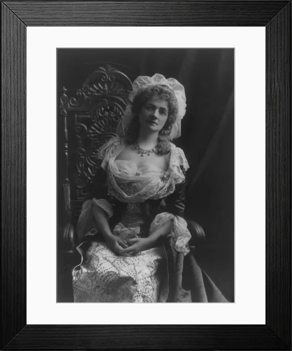 Framed Print : Helena Modjeska (1840-1909), Polish actress performed in the England and the United States. 1899 Framed Print : Helena Modjeska (1840-1909), Polish actress performed in the England and the United States. 1899