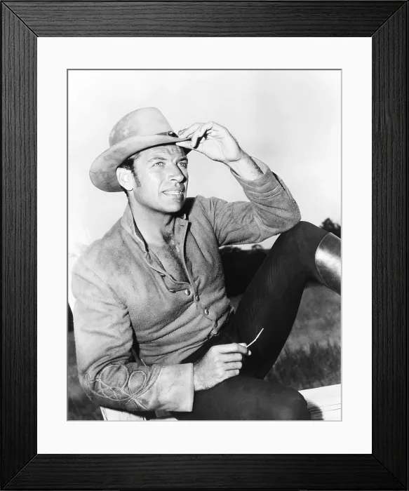 Framed Print : LOVE ME TENDER, Richard Egan, 1956, TM & Copyright 20th Century Fox Film Corp. / courtesy Everett Collection Framed Print : LOVE ME TENDER, Richard Egan, 1956, TM & Copyright 20th Century Fox Film Corp. / courtesy Everett Collection
