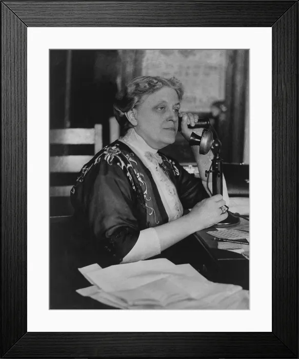Framed Print : Carrie Chapman Catt, ( 1859-1947) Framed Print : Carrie Chapman Catt, ( 1859-1947)