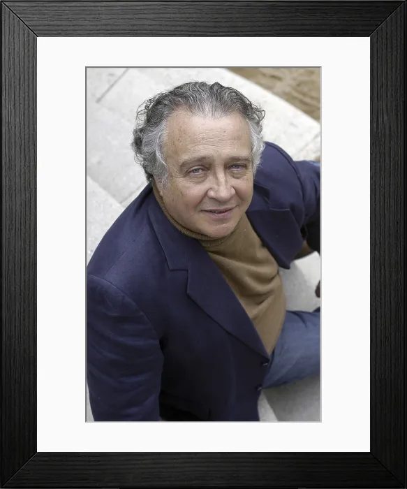 Framed Print : TELLES RIBEIROEdgar (1944). Writer. 2007. Oscar Elias / AISA / Everett Collection (184642)**US SALES ONLY** Framed Print : TELLES RIBEIROEdgar (1944). Writer. 2007. Oscar Elias / AISA / Everett Collection (184642)**US SALES ONLY**