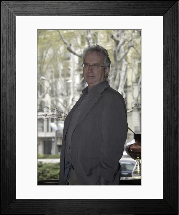 Framed Print : CAREYPeter Philip (1943). Writer. 2007. Oscar Elias / AISA / Everett Collection (184640)**US SALES ONLY**