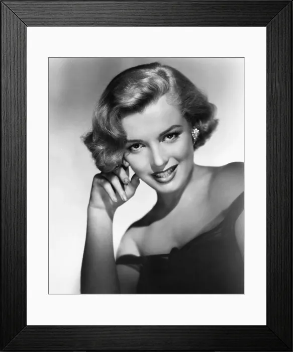 Framed Print : LOVE NEST, Marilyn Monroe, 1951, TM & Copyright 20th Century Fox Film Corp. All rights reserved Framed Print : LOVE NEST, Marilyn Monroe, 1951, TM & Copyright 20th Century Fox Film Corp. All rights reserved